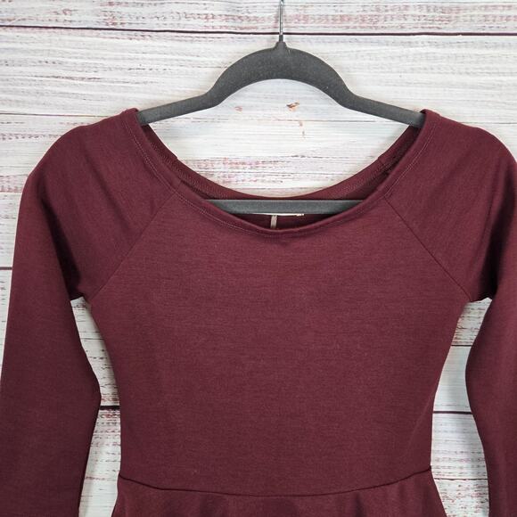 Freebird Stretch Fit & Flare Skater Dress Size S Burgandy Pleated Whimsy Fairy - Picture 3 of 14